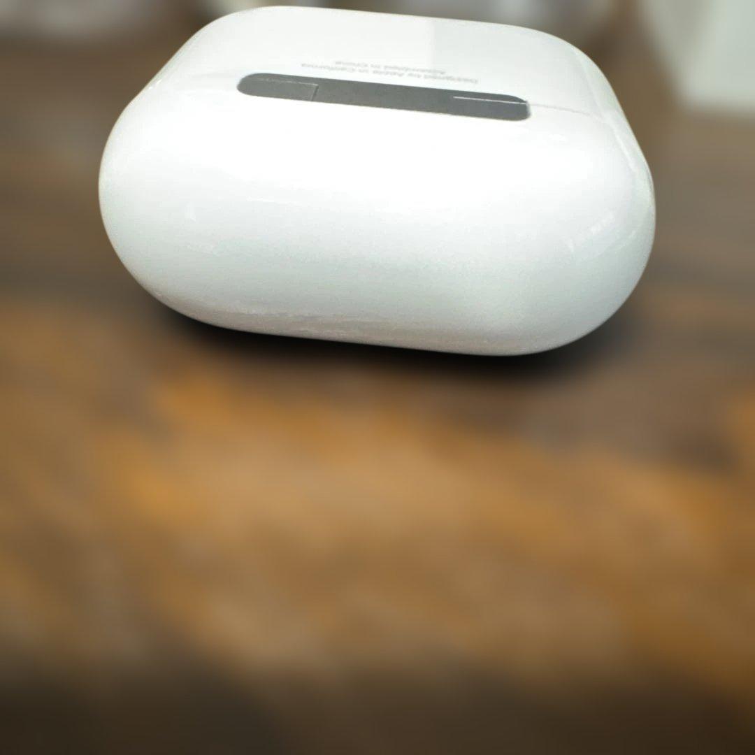 Airpods4 ノイズキャンセンリング搭載モデル