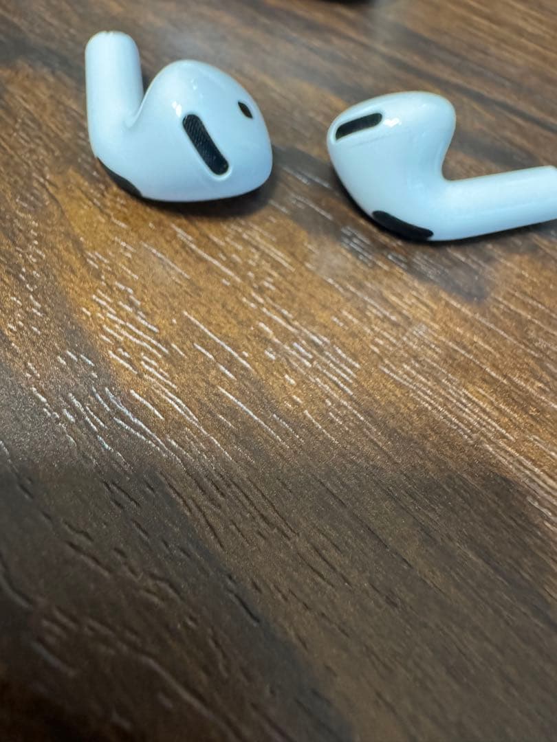Airpods4 ノイズキャンセンリング搭載モデル