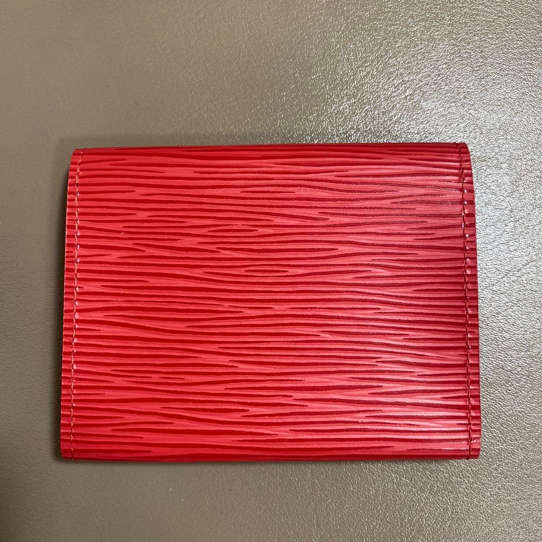 美品⭐︎Louis Vuitton エピレザー 名刺入れ 赤