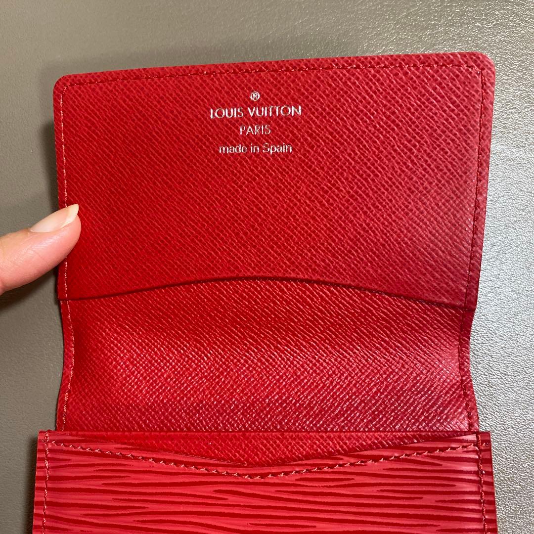 美品⭐︎Louis Vuitton エピレザー 名刺入れ 赤