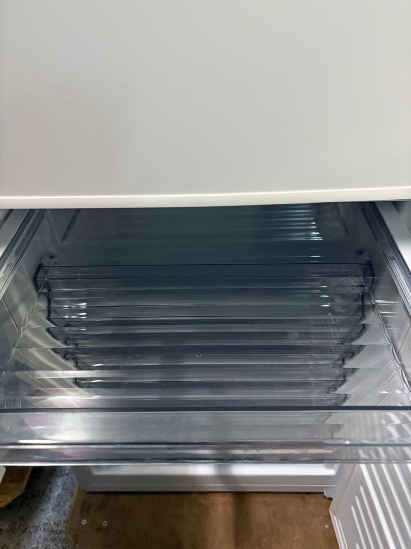 ツインバード　２ドア冷蔵庫　2022年モデル　146ℓ　HR-F915