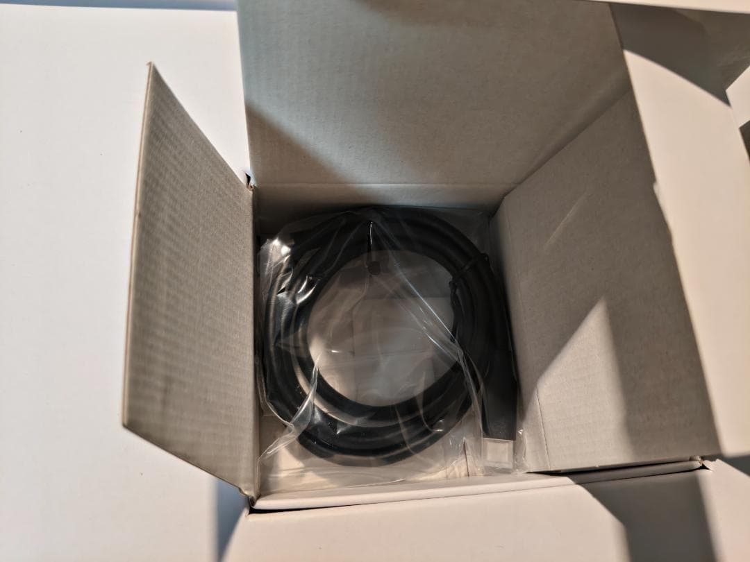 MINISFORUM V3 タブレットPC Ryzen 7 8840U 32GB