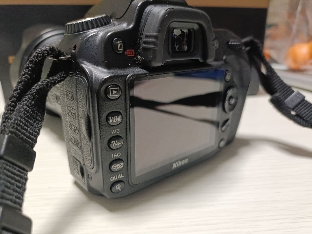 NIKON　D90 AF-S DX 18-200G ED VRⅡ レンズキット⚠