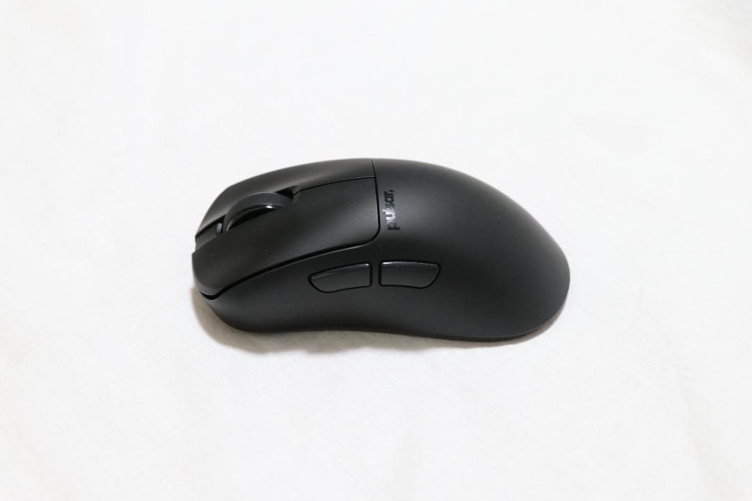 マウス・トラックボール Pulsar Xlite CrazyLight Medium Size2