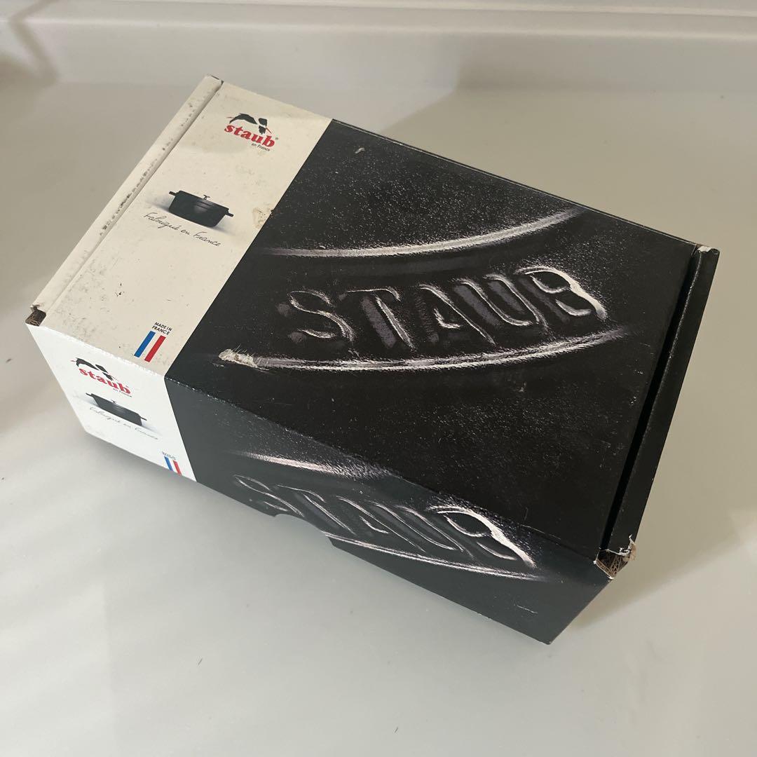 ストウブStaubココット ラウンドグレー 14cmホーロー 鍋