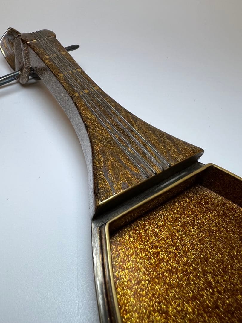 香道具 超絶技巧の時代漆芸　明治時代 本金蒔絵琵琶形香合 時代箱 香道具　金蒔絵