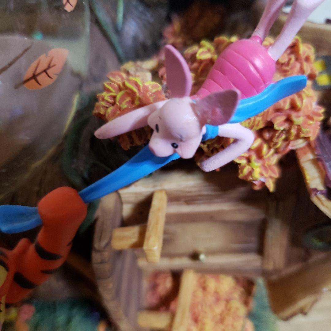 くまのプーさん&フレンズ　スノードーム　フィギュア　オルゴール　[レア]