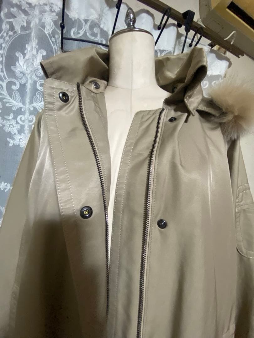 sweet 　　　新品　バーバリーロンドン　　ライナーファー付き