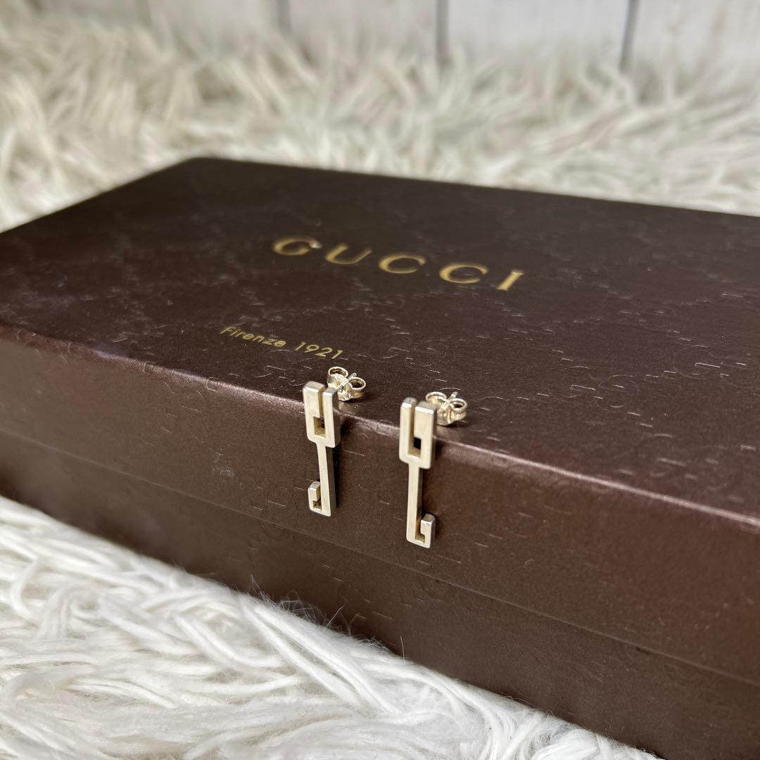 GUCCI Gロゴ　グッチ ピアス SV925 シルバー ピアス　G