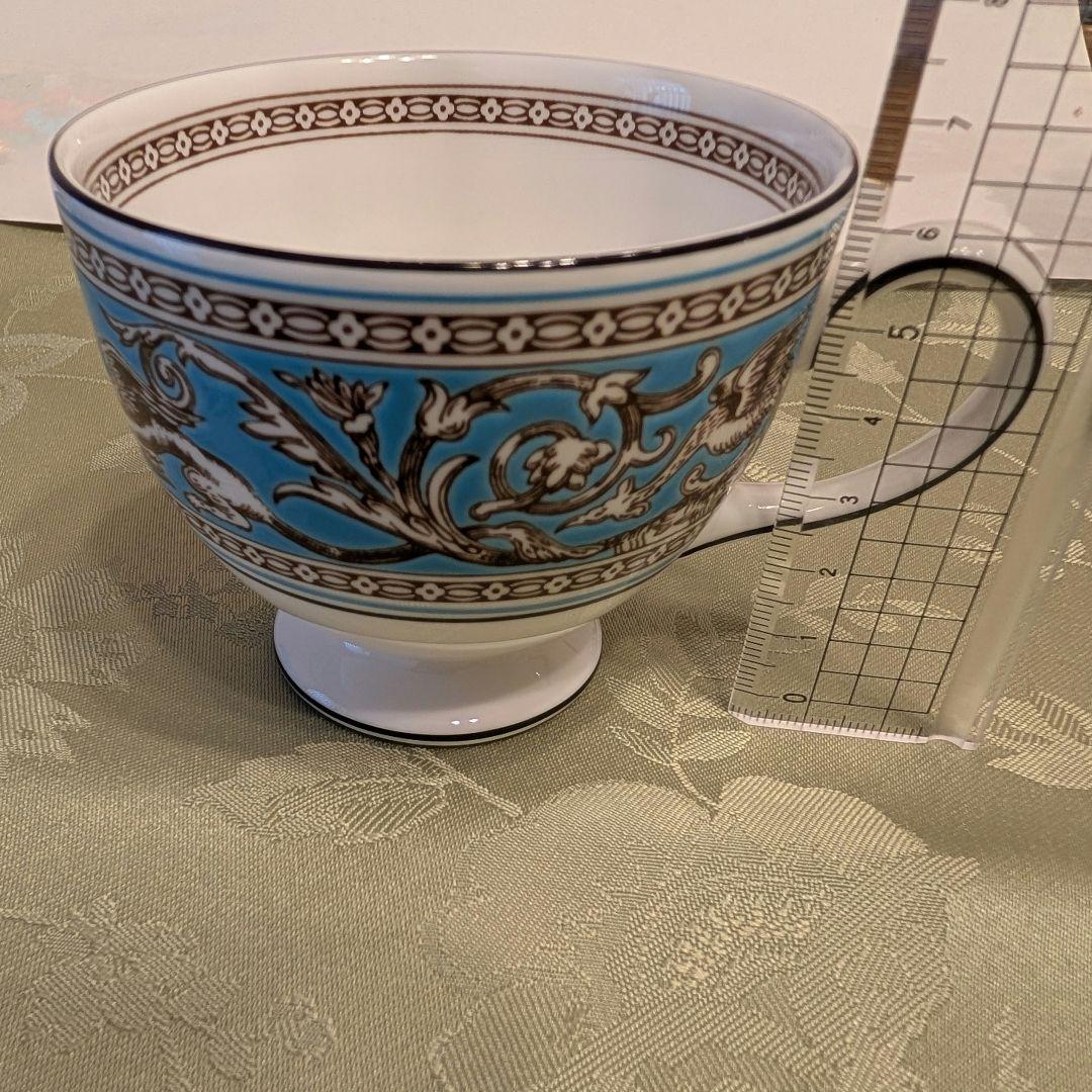 ウェッジウッド フロレンティーンターコイズ トリオ2組