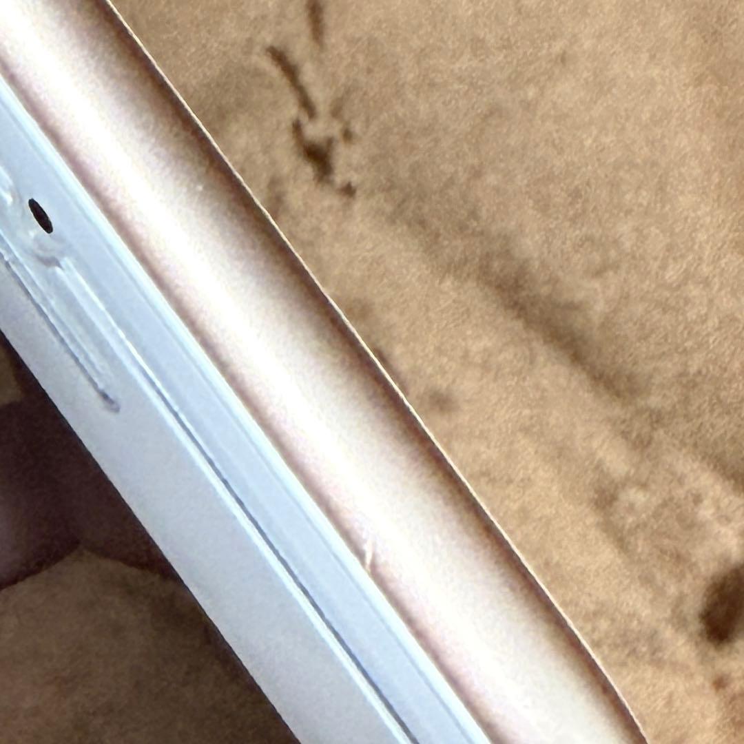 Apple iPhone 8 Plus 256GB ゴールド 本体のみ バ82％