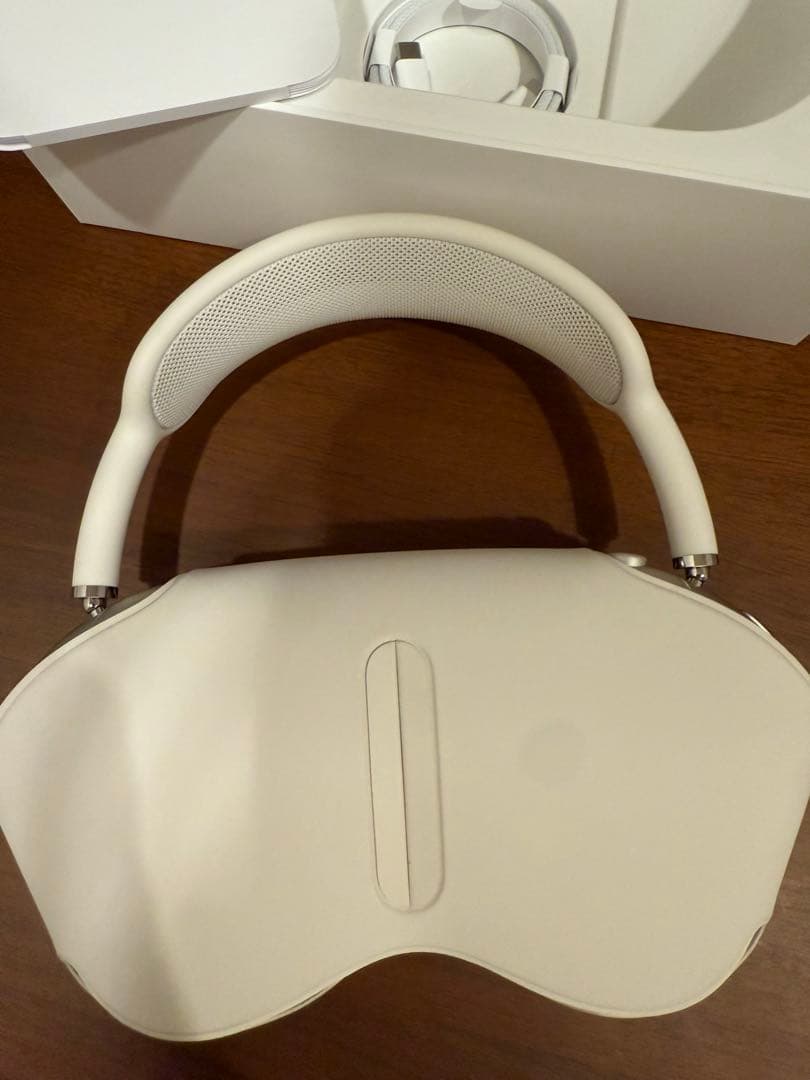 AirPods Max 第2世代　スターライト