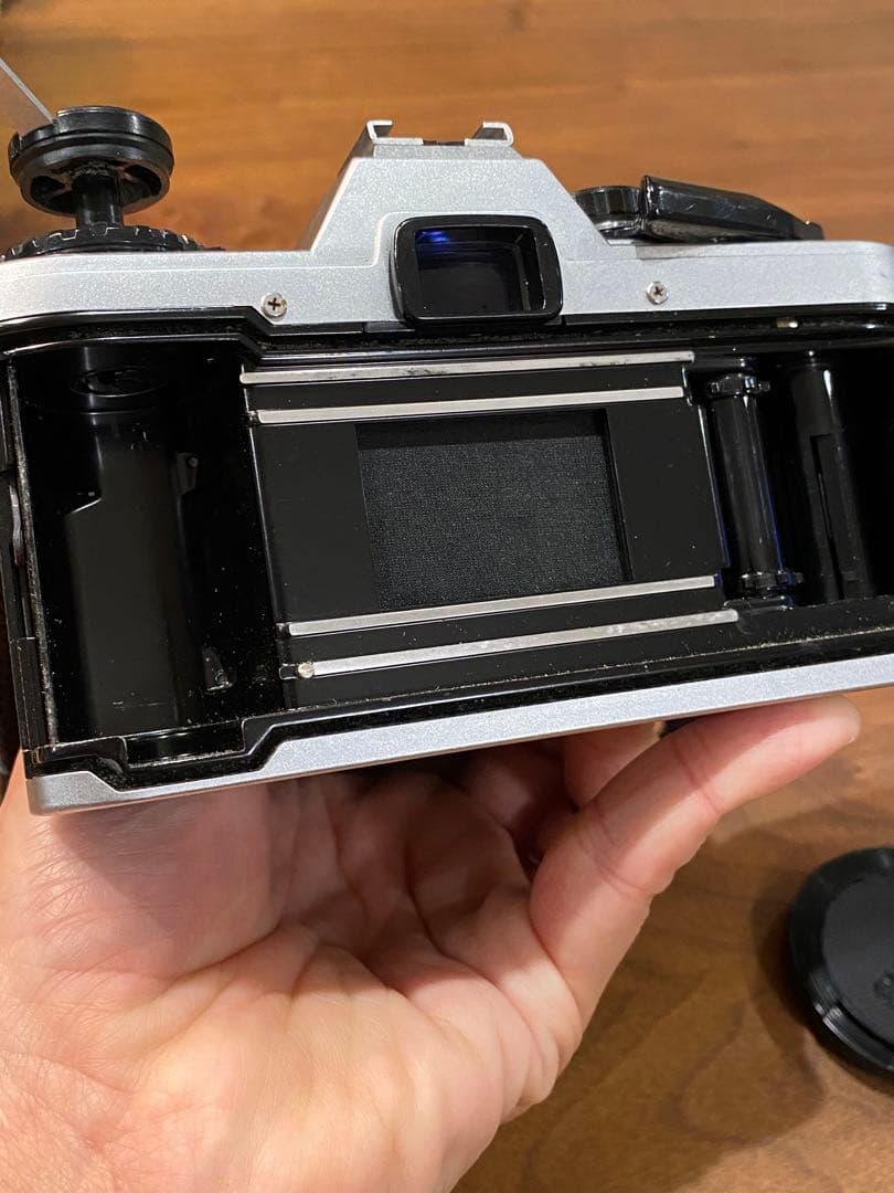 OLYMPUS OM-10 フィルム一眼　シグマ1:2.8 50マクロレンズ付