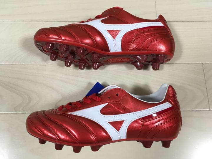 mizuno モレリア2 パッションレッド