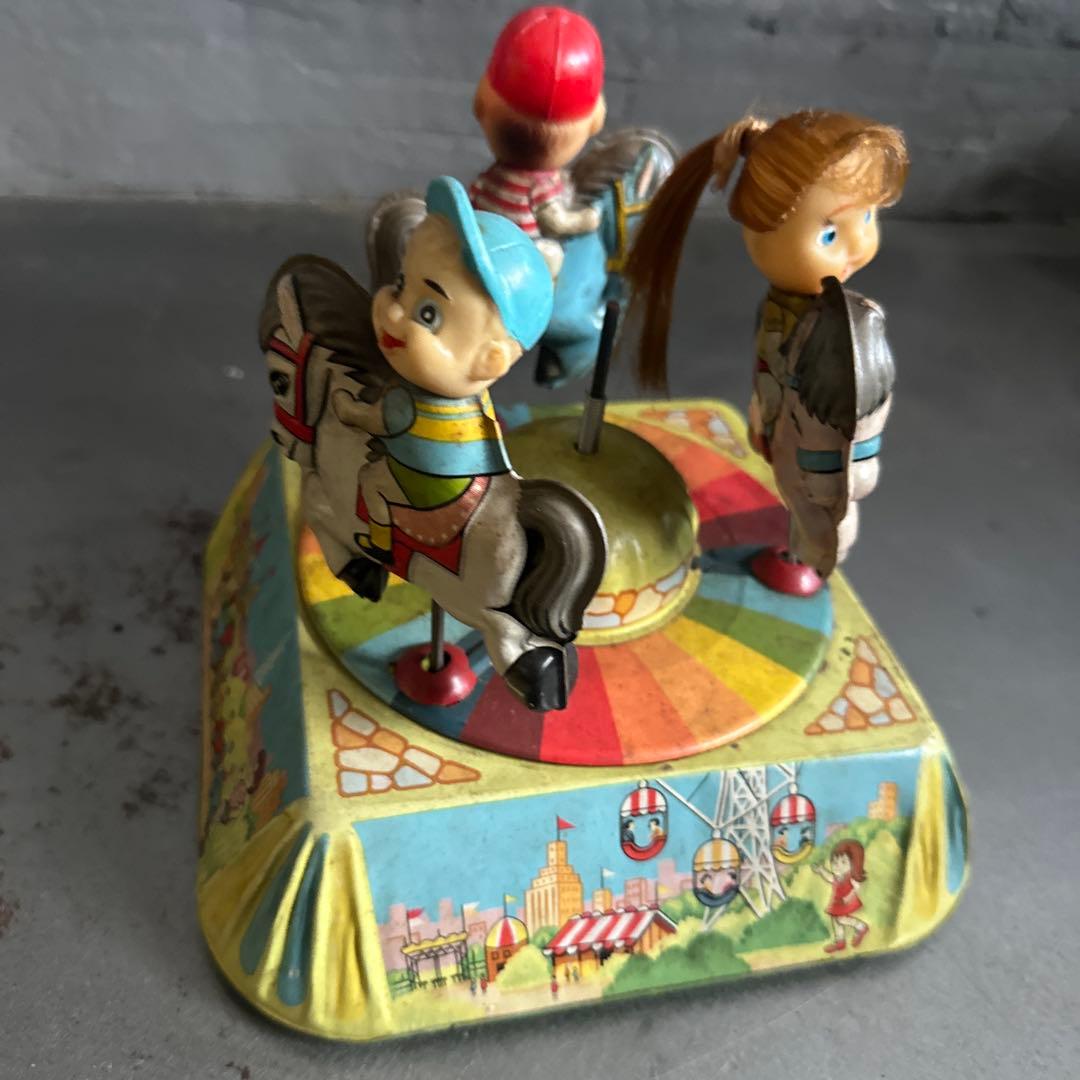 アンティーク ブリキメリーゴーランド カラフル