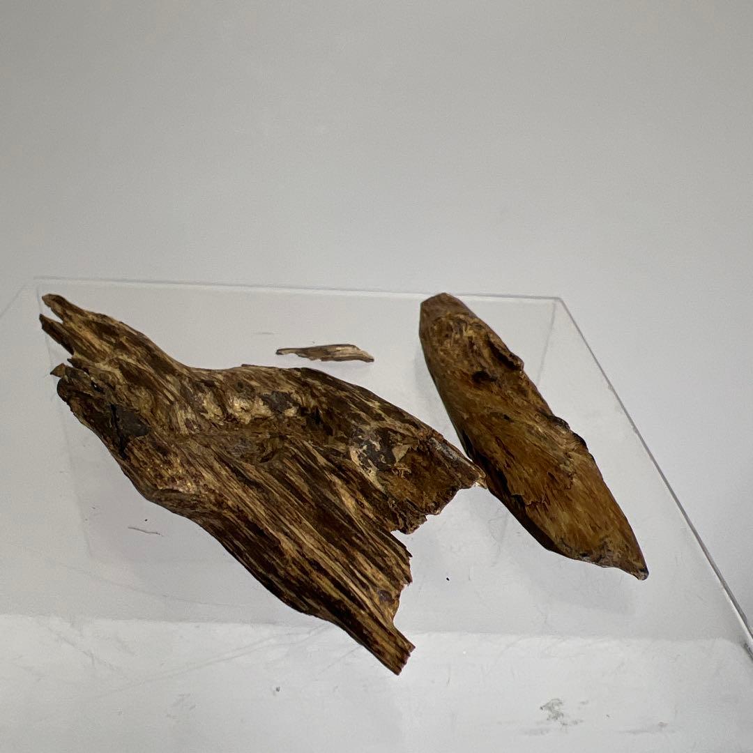 香木　沈香　14g タサオ　東さ8-0105☆2F