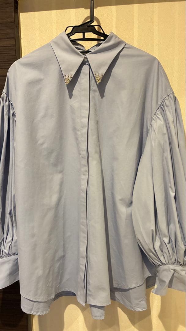 トップス Acka bijou collar volume shirt