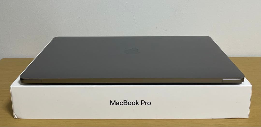 美品　MacBook Pro Retina 15インチ　バッテリー100%
