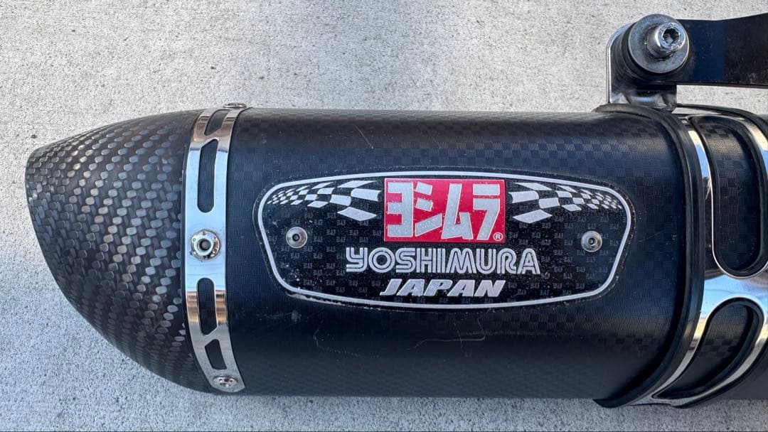 YOSHIMURA カーボンファイバー マフラー