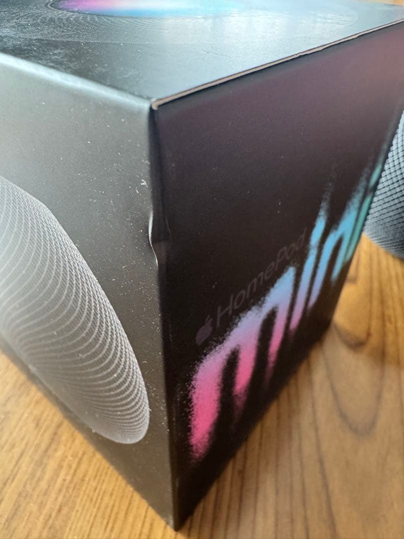 Podmini 黒