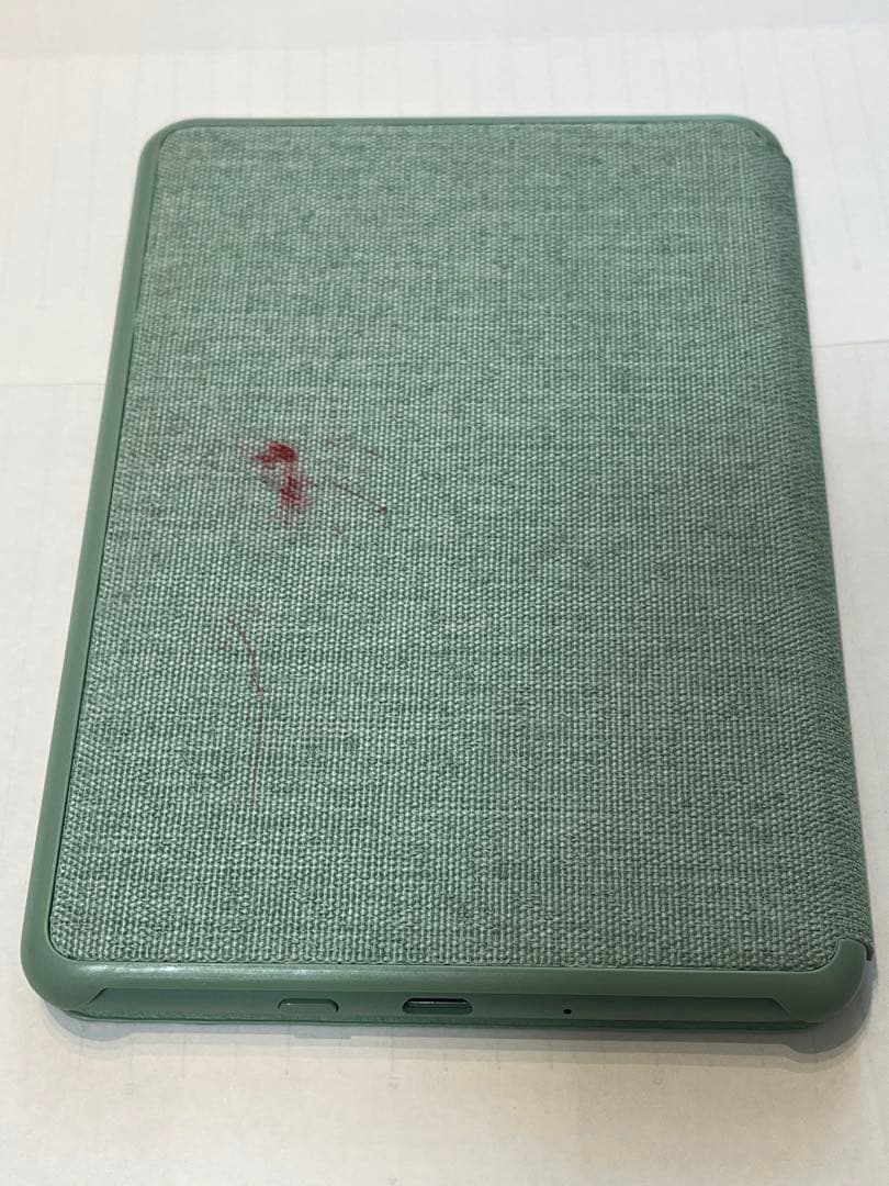 【未使用に近い】Kindle (2024年モデル) 保護フィルム＆カバーおまけ付