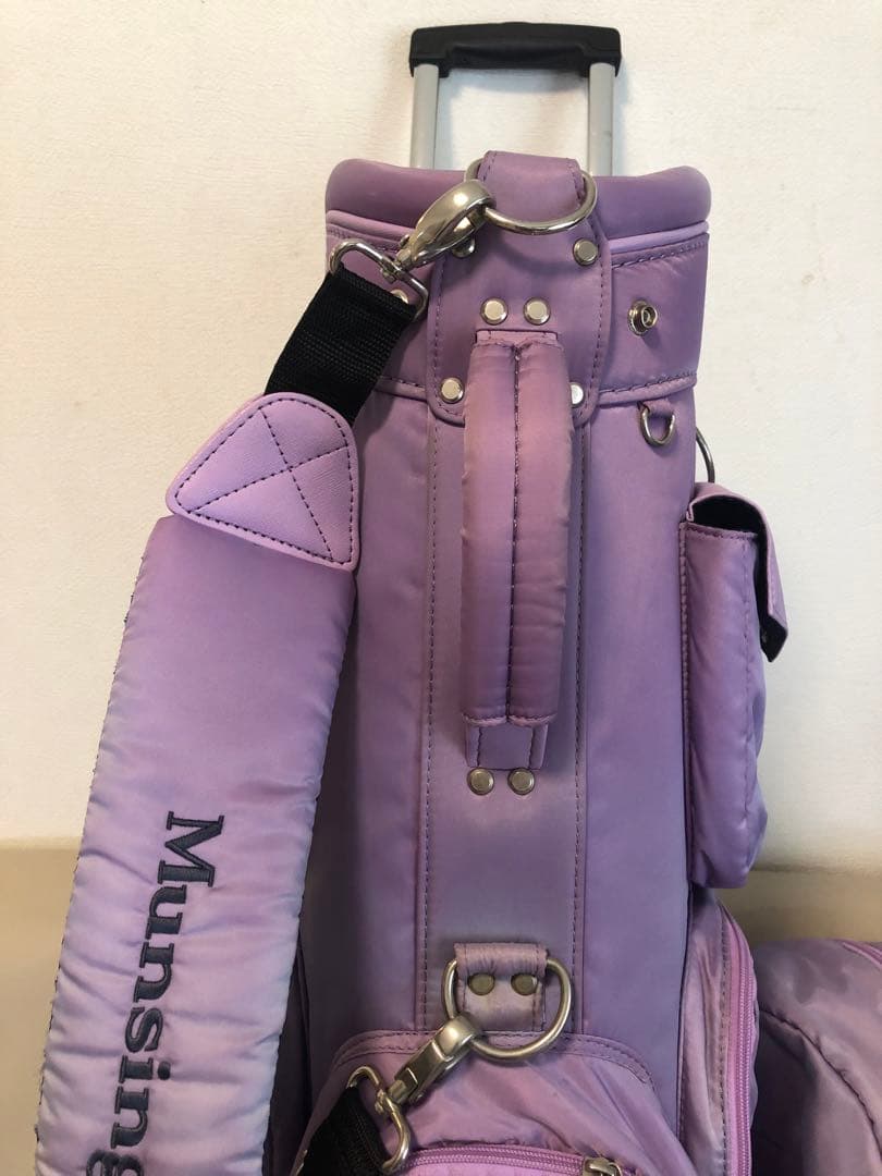 【送料込み】希少モデル　マンシング　キャスター付きキャディバッグ　レディース