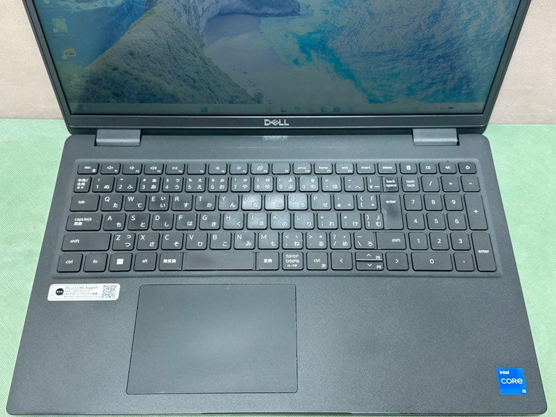 Windowsノート本体 DELL Latitude 3520 i5-1145G7 8GB 256 |T4
