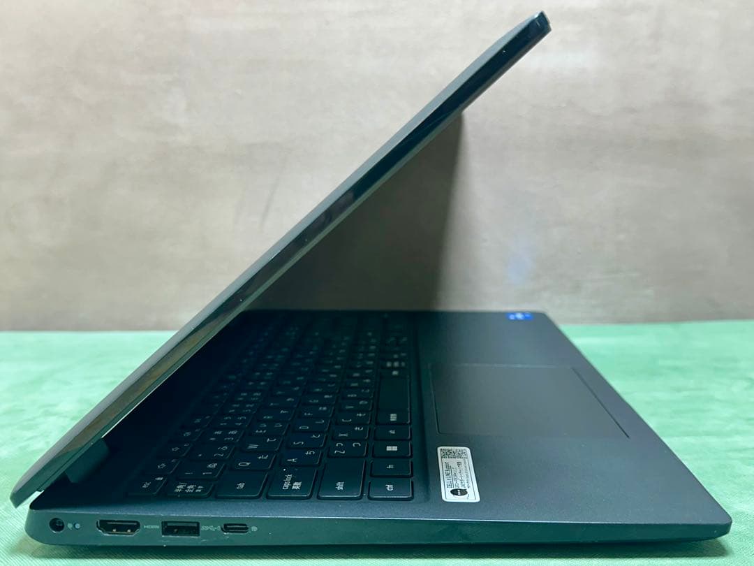 Windowsノート本体 DELL Latitude 3520 i5-1145G7 8GB 256 |T4