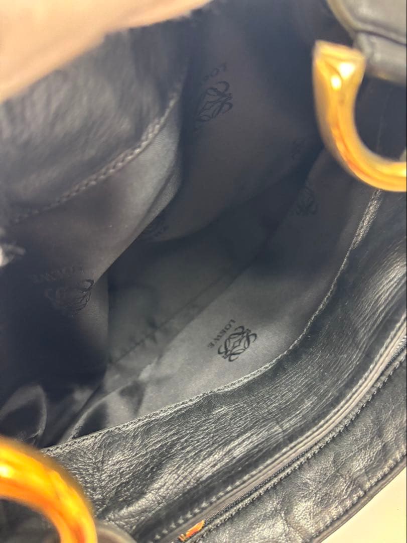 ロエベ ショルダーバッグ ナッパレザー アナグラム 黒　ゴールド金具