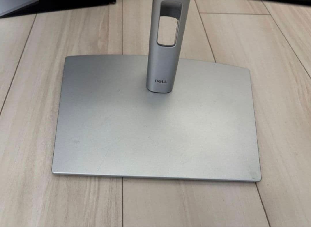 Dell U2723QX 27インチ 4K USB-C モニター