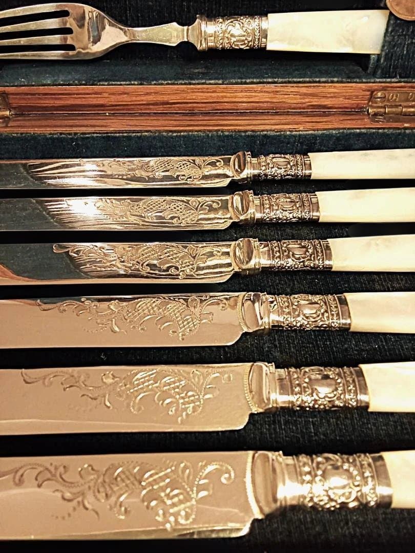 英国アンティーク マザーオブパール カトラリーセット/ PMC 刻印・専用 木箱