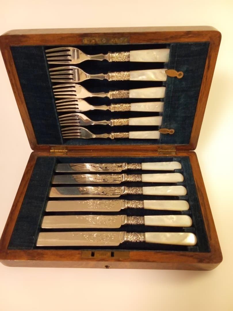 英国アンティーク マザーオブパール カトラリーセット/ PMC 刻印・専用 木箱