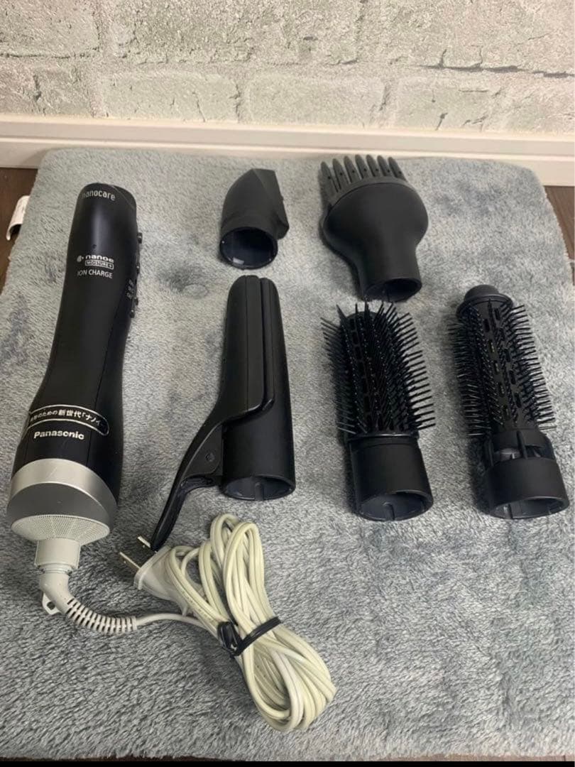 【美品】Panasonicナノケア　くるくるドライヤー　 EH-KN0G