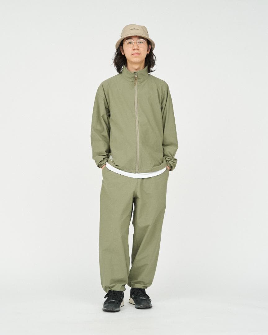 フレッシュサービス　CORPORATE TRACK SUIT KHAKI L