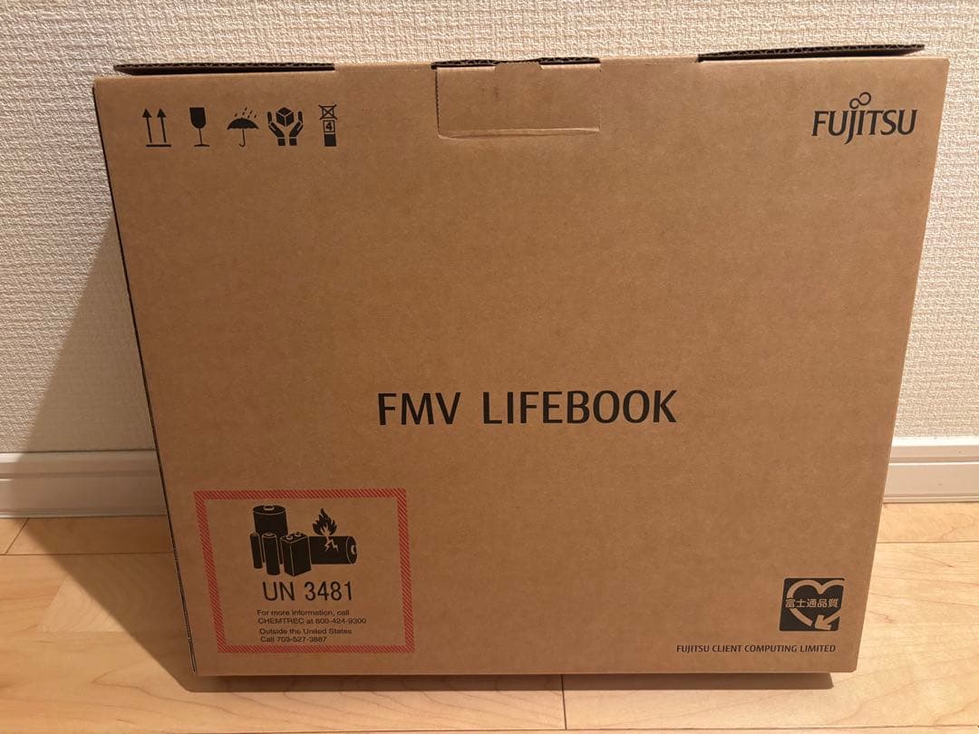 Fujitsu FMV Windows 11 【1TB】美品！！