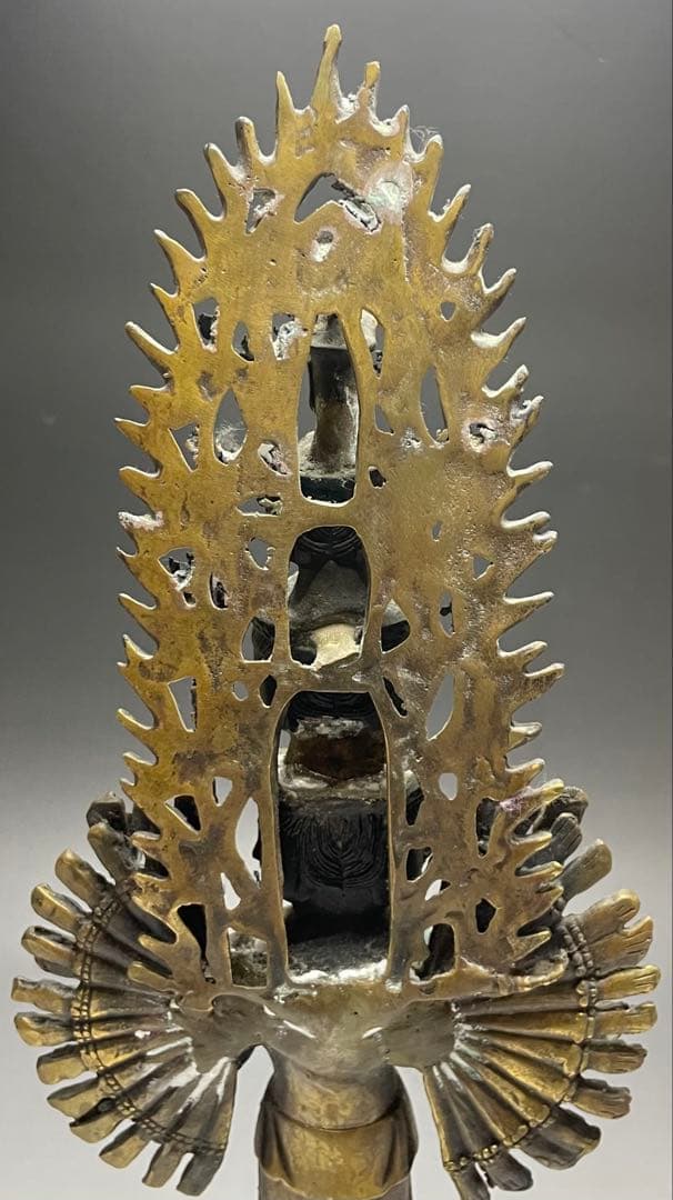 十一面千手千眼観世音菩薩　黄銅　病気平癒　延命長寿　開運　良縁　C2994