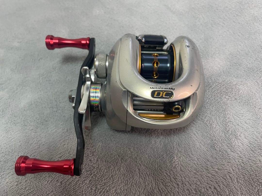 ☆ベイト6機出品☆メタニウムMG DC 右巻き カーボンハンドル