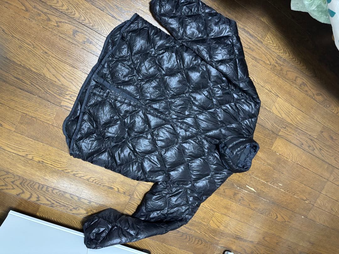 Y*様 モンベルダウンパンツ、ダウンジャケットサイズＬ、発送は60サイズです。