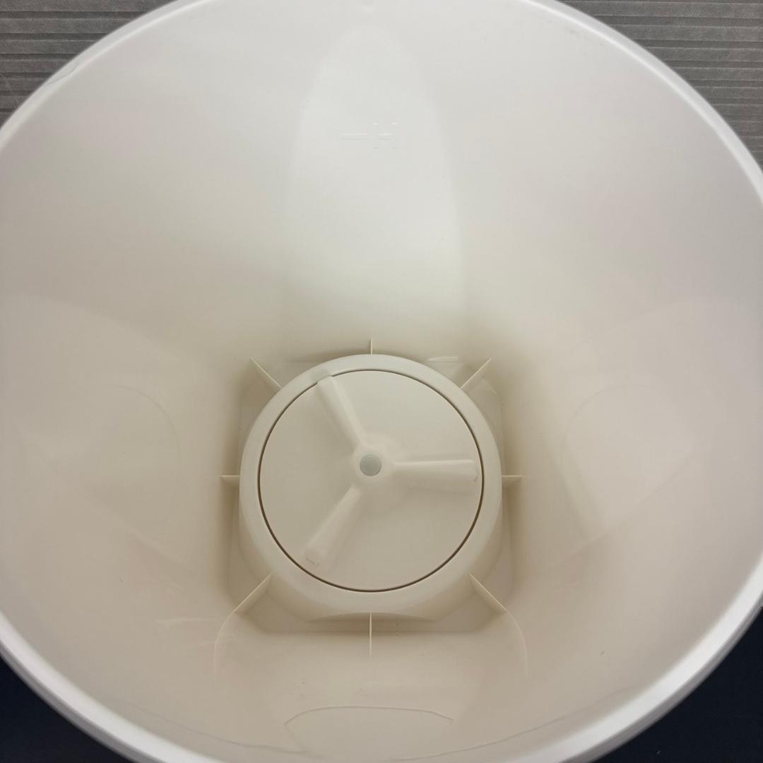 ☆未使用　シービージャパン　バケツ型洗濯機　ウォッシュボーイ　TOM-12f