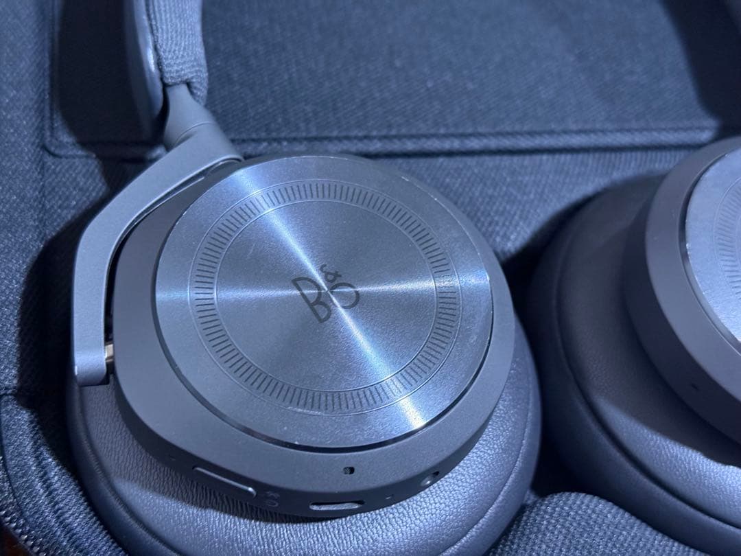 ヘッドホン Bang & Olufsen Beoplay HX