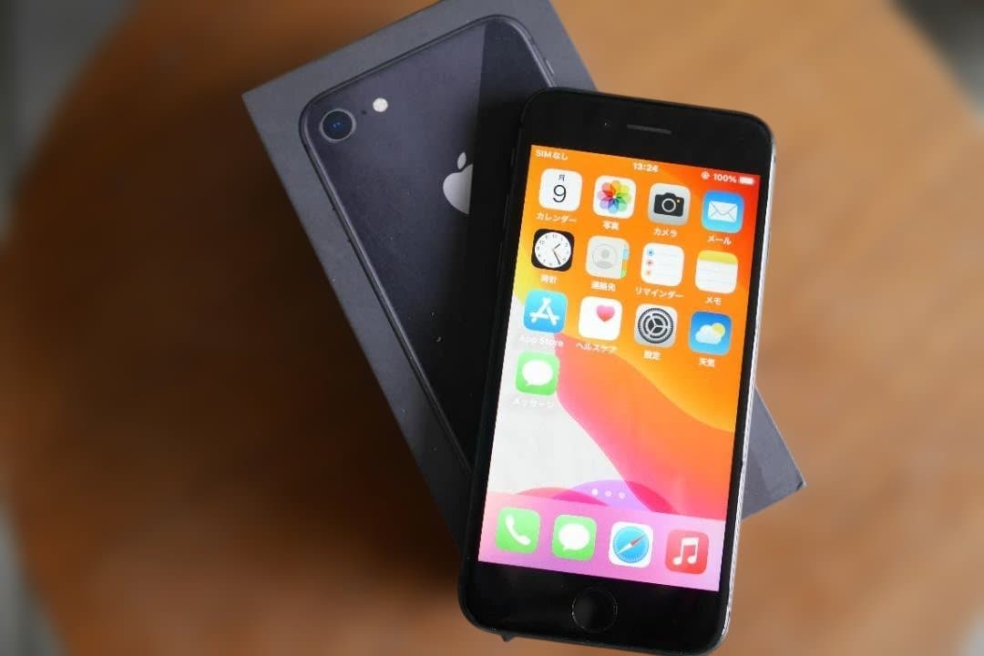 iPhone８ スペースグレー 本体 大容量256GB！