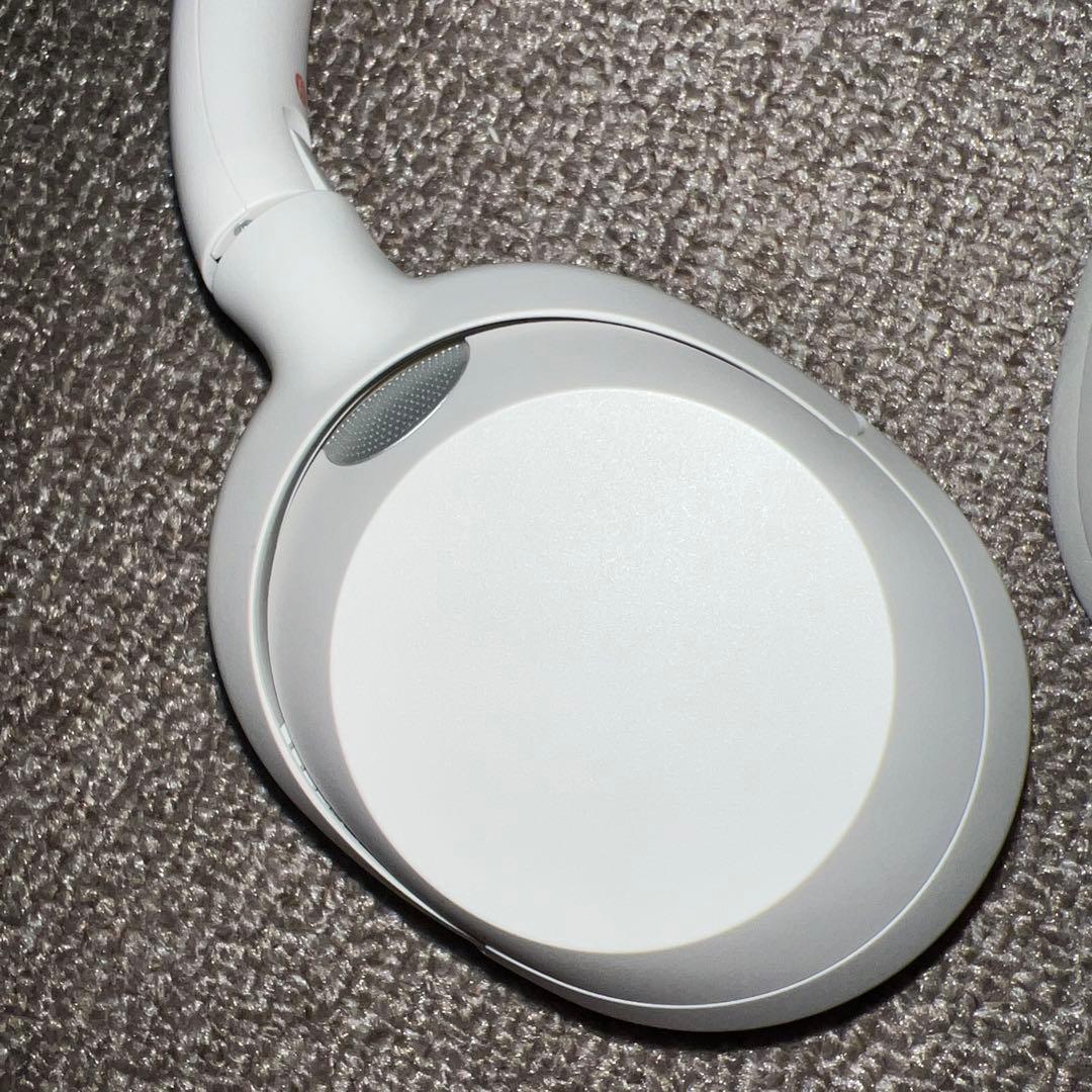 SONY ULT WEAR ワイヤレスヘッドホン ホワイト