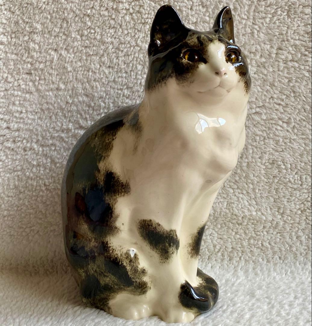 モデルNo.42 ウィンスタンレイキャット　初期作品　ハチワレ猫　貫入無し❣️