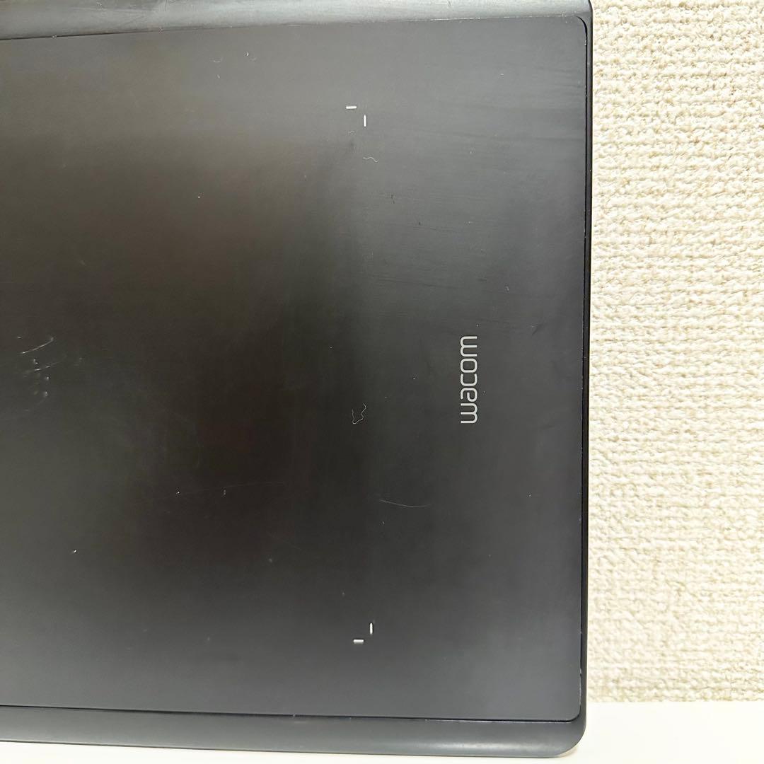 Wacom Intuos Pro ペンタブレット Medium PTH-660