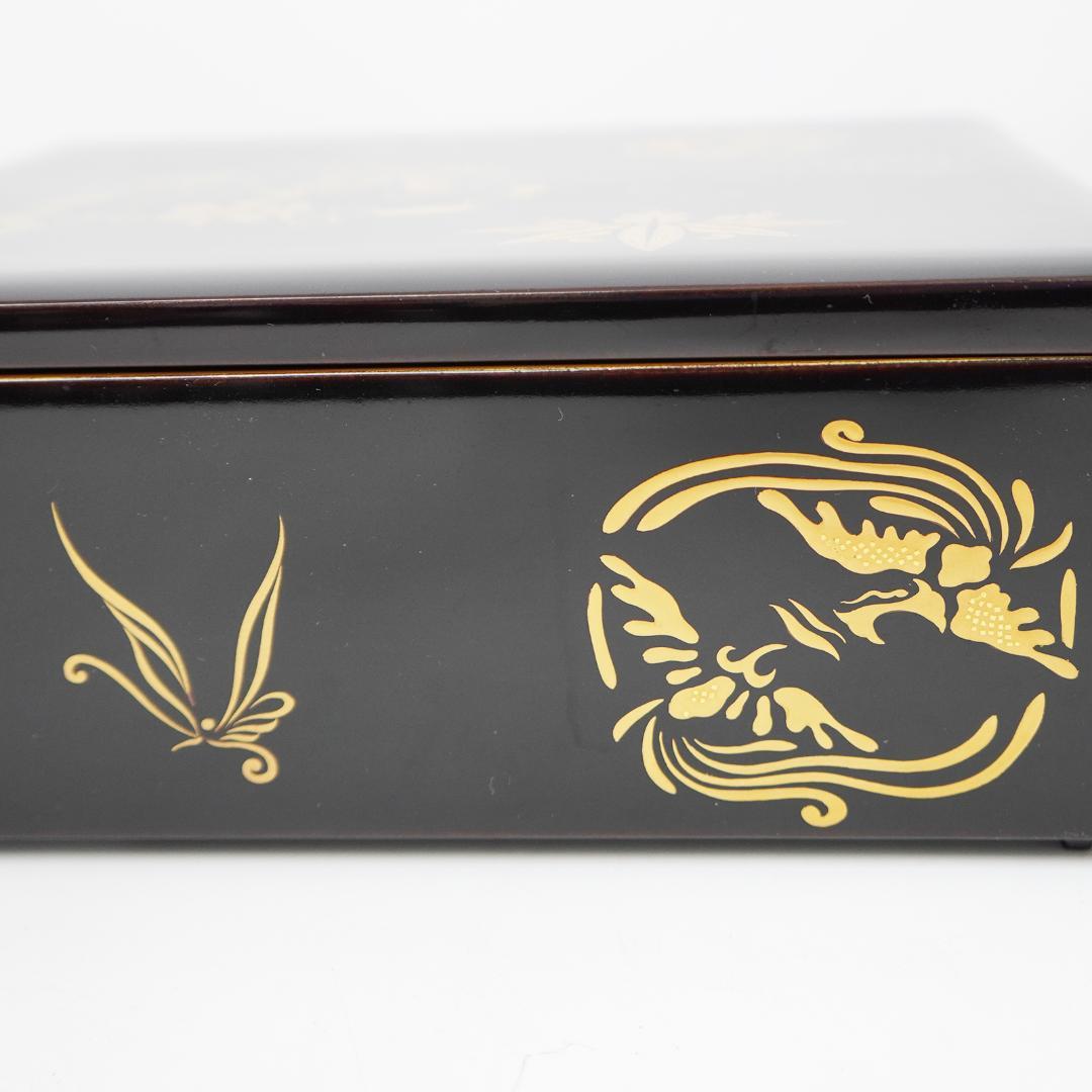 漆 蒔絵 重箱 五段 蓋2枚付き 松竹梅 縁起物 収納箱 付属 黒