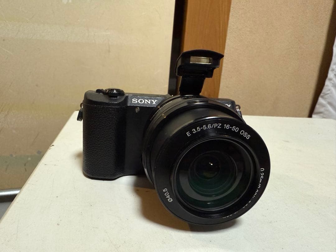 SONY デジタル一眼カメラ α5100 ILCE-5100