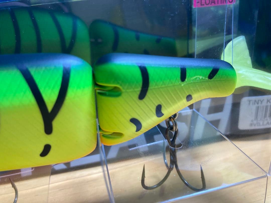 TiNYKLASH Lo 限定カラー　ビレッジタイガー　タイニークラッシュ