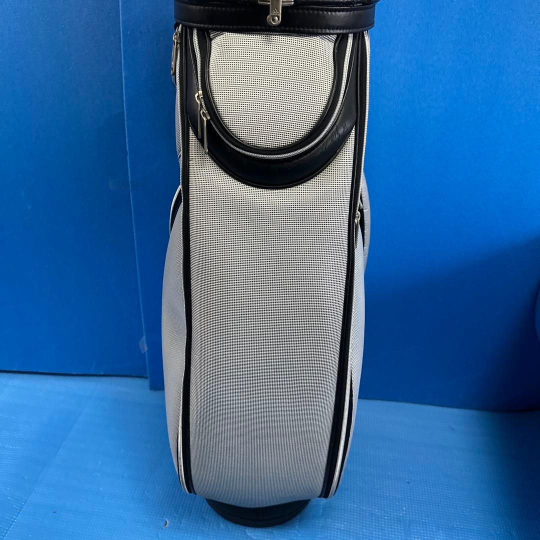 adidas シルバー キャディバッグ