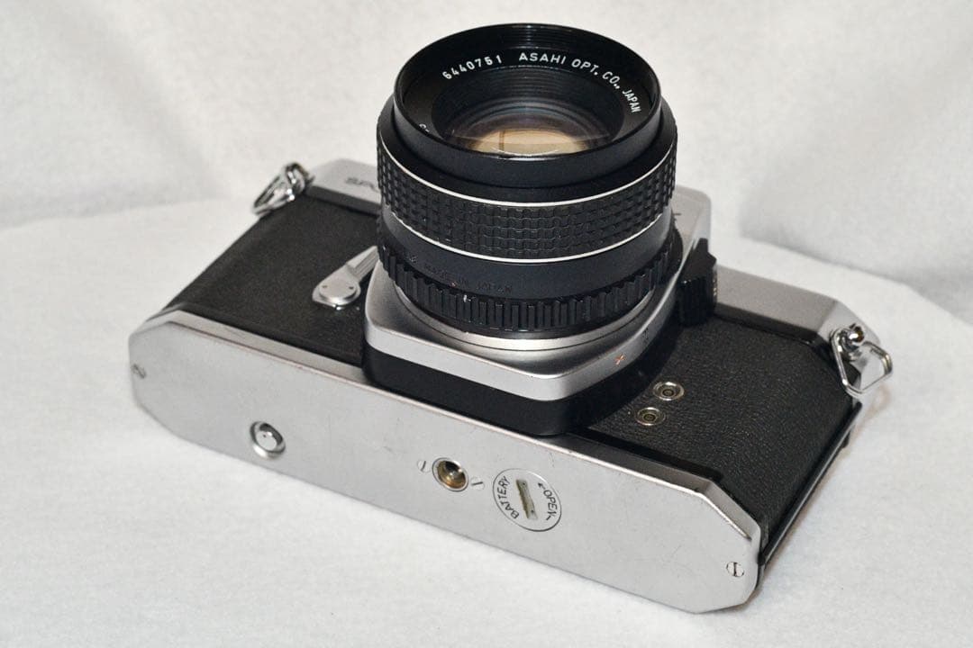 《動作品》pentax sp + 標準レンズ55mm f/1.8