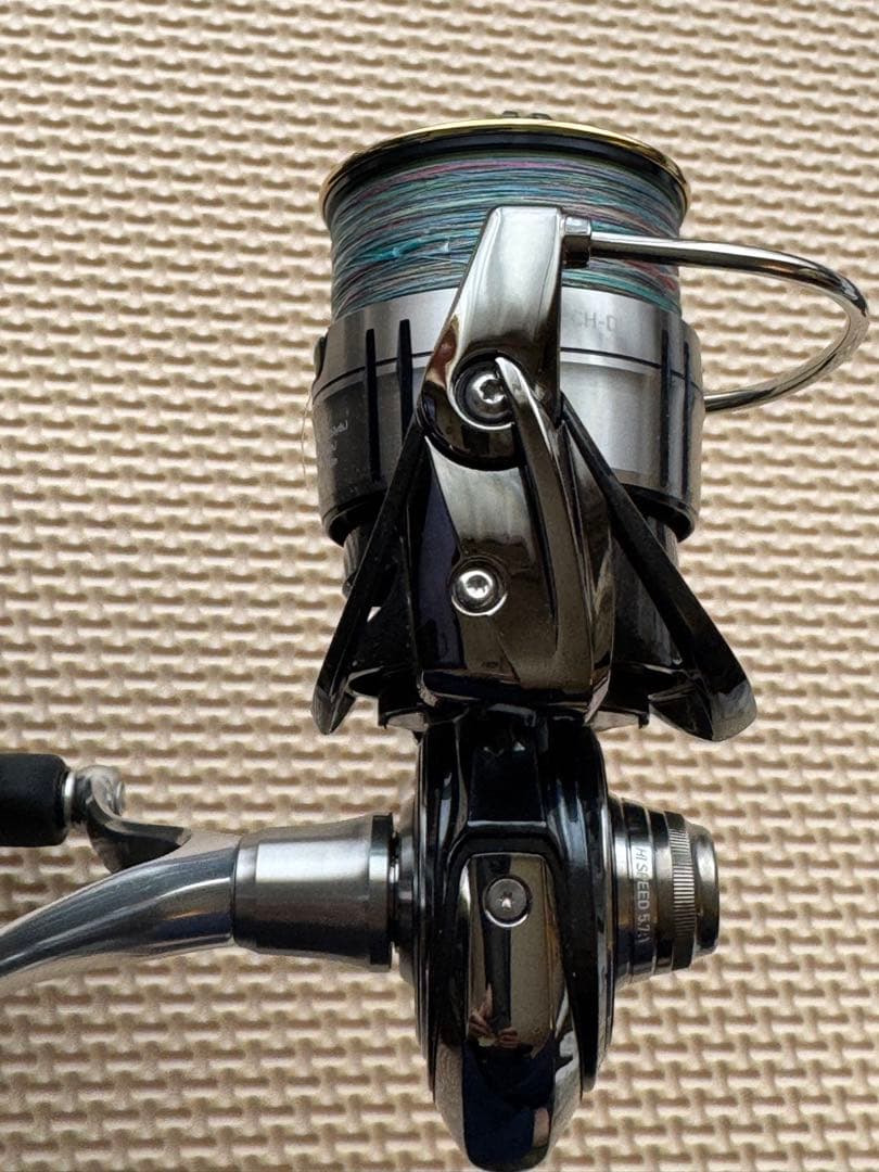 ダイワ　19セルテート LT3000S-CH-DH